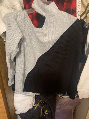 SHEIN Diagonal Colorblock Cowl & Turtleneck Sweater in Light Gray and Black